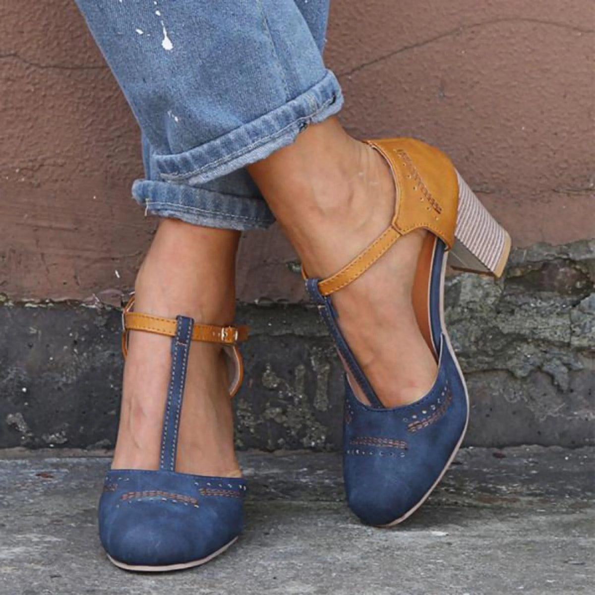 Emilia – Closed Toe Heeled Shoes - Image 3