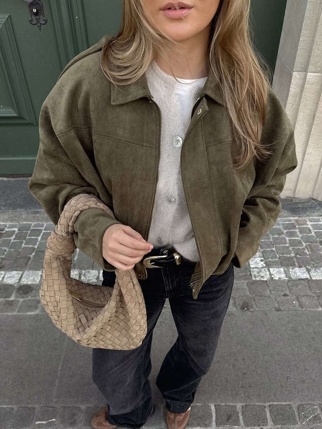 Kurtka bomberowa damska, oversize, z zamkiem błyskawicznym - J&B; - 2 - Livia-Moda
