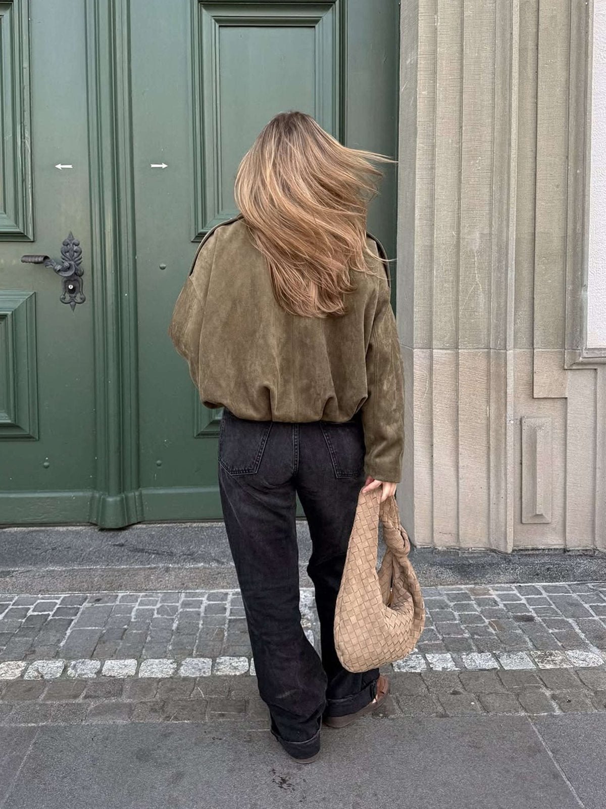 Kurtka bomberowa damska, oversize, z zamkiem błyskawicznym - J&B; - 5 - Livia-Moda