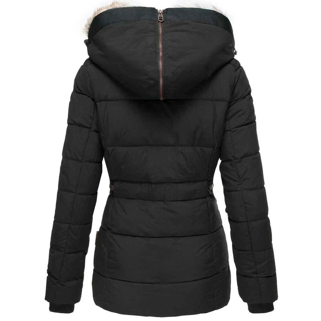 Elegancka damska kurtka zimowa z kapturem – Krój podkreślający sylwetkę - L&S; - 7 - Livia-Moda