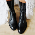 Damskie botki sznurowane z wypolerowanym czubkiem - J&B; - 1 - Livia-Moda