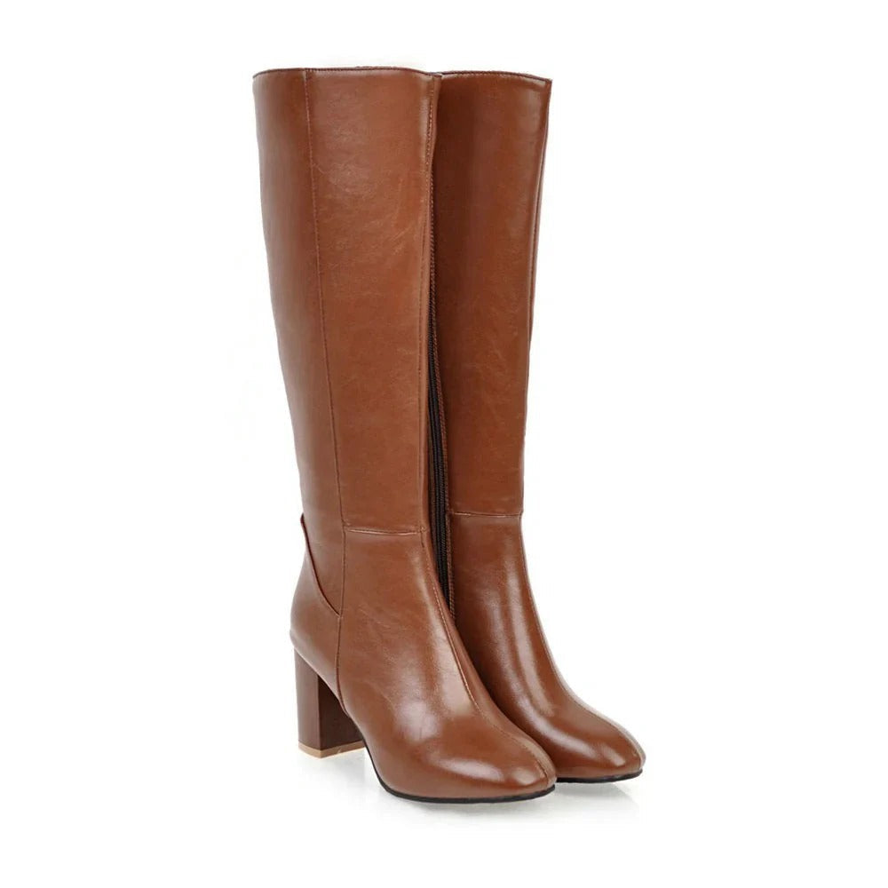Stylowe damskie buty z grubym obcasem i spiczastym czubkiem - J&B; - 6 - Livia-Moda