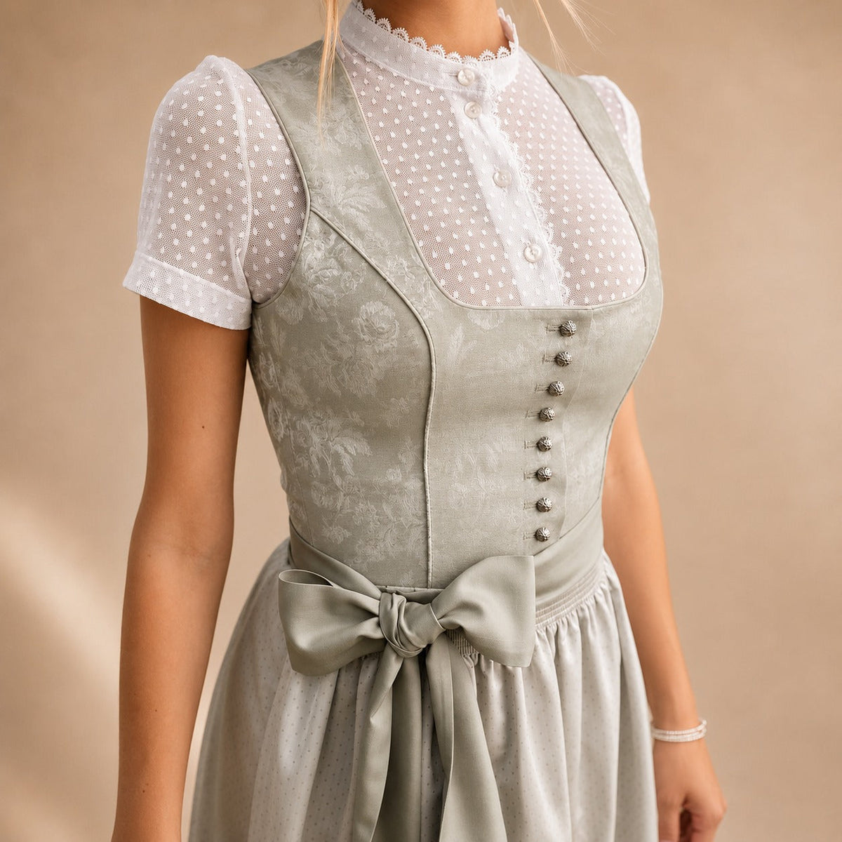Tradycyjna sukienka na Oktoberfest dla kobiet z ozdobą w postaci kokardki - 7 - Livia-Moda