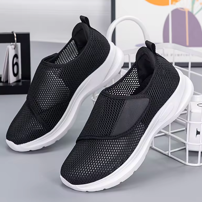 Regulowane buty komfortowe damskie - Extra szeroka forma i oddychająca siateczka - J&B - 4 - Livia-Moda