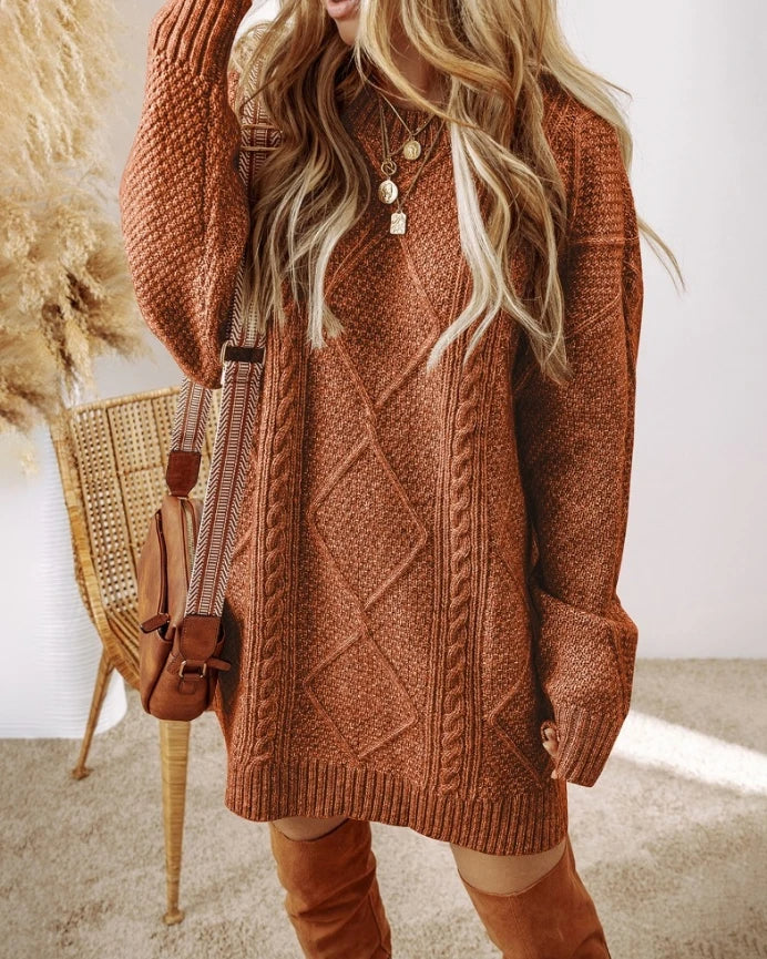 Pullover damski o luźnym kroju z dekoltem i strukturalnym wzorem | L&V - 3 - Livia-Moda