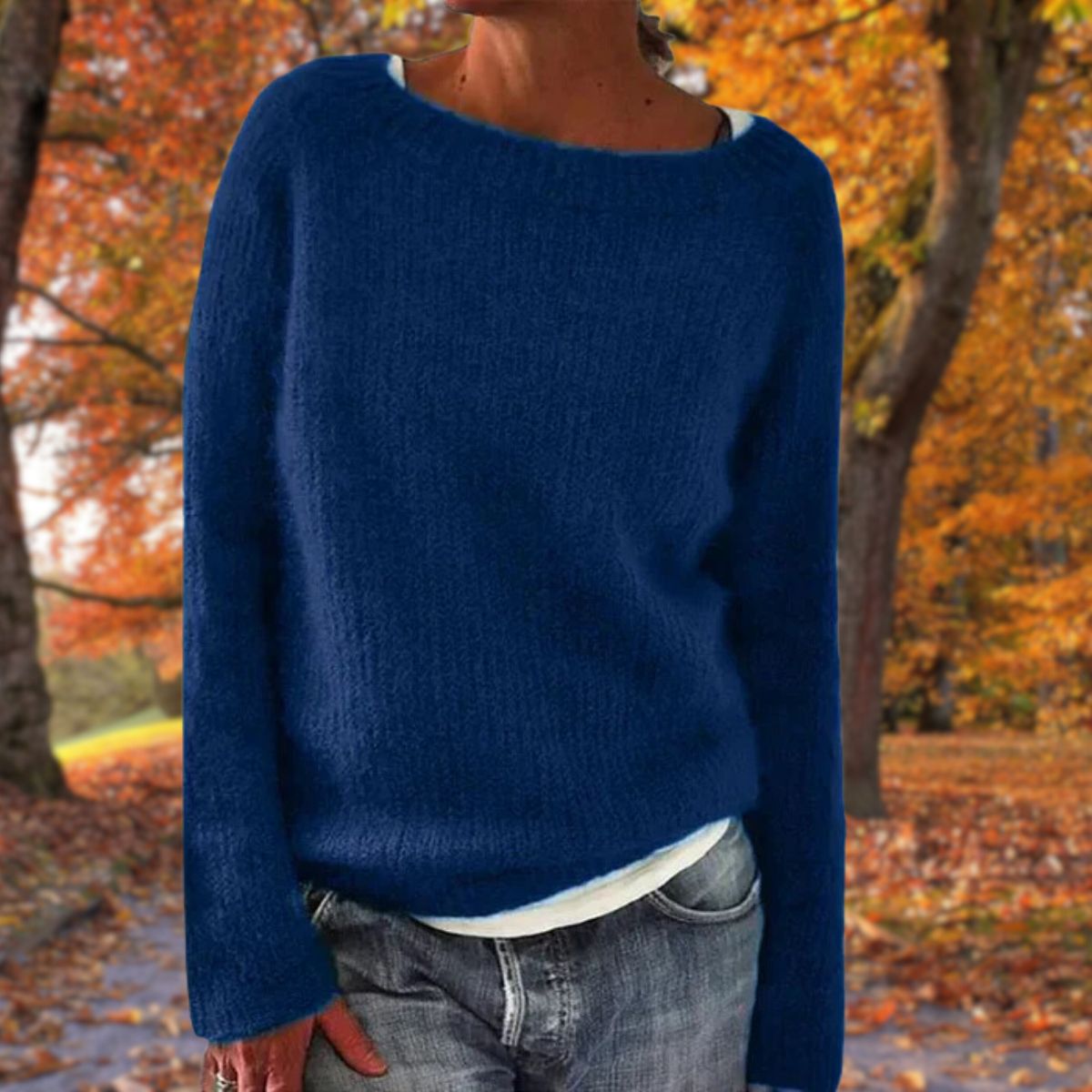 Pullover damski z szerokim dekoltem i luźnym krojem | L&V - 3 - Livia-Moda
