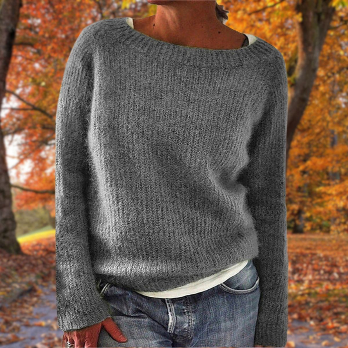 Pullover damski z szerokim dekoltem i luźnym krojem | L&V - 4 - Livia-Moda