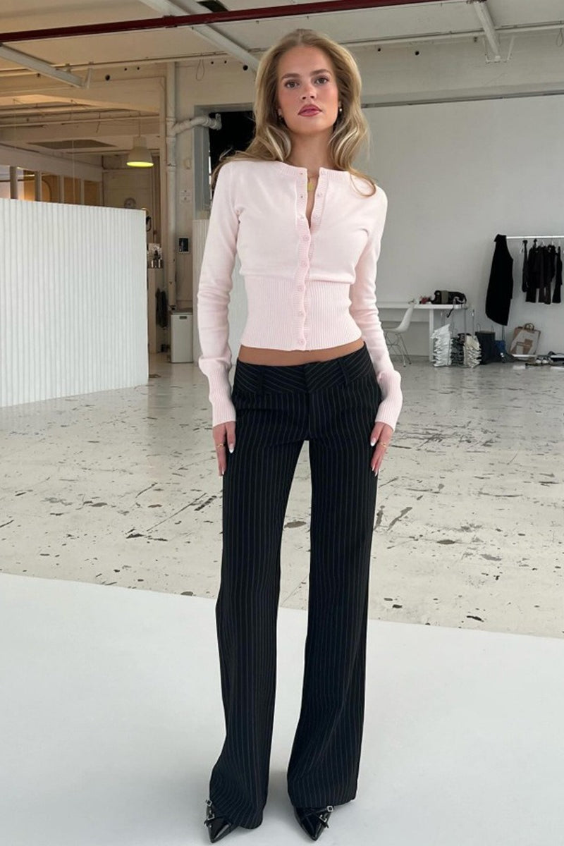Cardigan damski z dopasowanym krojem i długimi rękawami | L&V - 9 - Livia-Moda