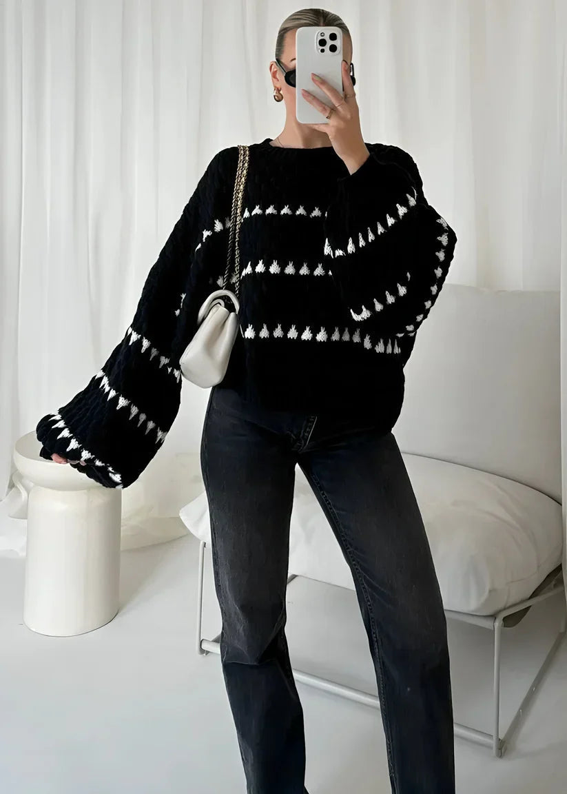 Pullover damski z luźnym krojem i szerokimi rękawami | L&V - 9 - Livia-Moda