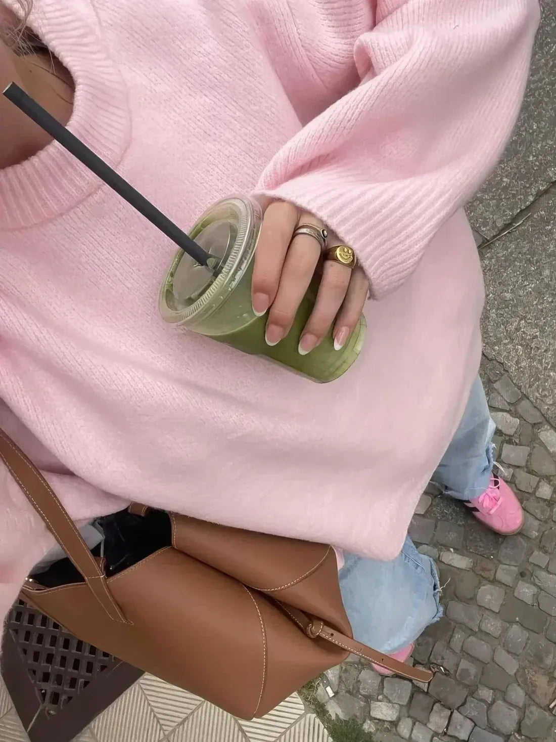 Pullover damski z luźnym krojem i długimi rękawami | L&V - 7 - Livia-Moda