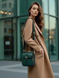 Torebka damska crossbody z regulowanym paskiem i klapką | L&V - 1 - Livia-Moda