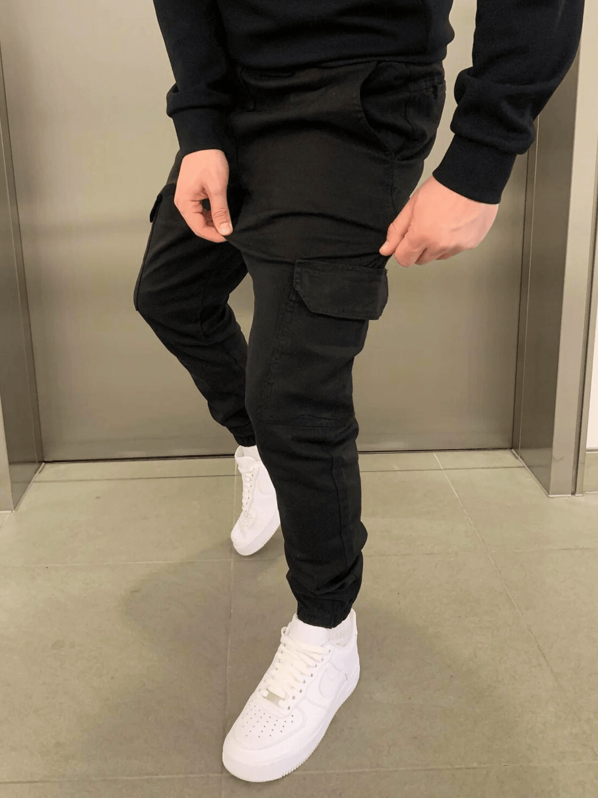 Tomasz – Męskie Spodnie Cargo Slim Fit z Elastycznym Pasem