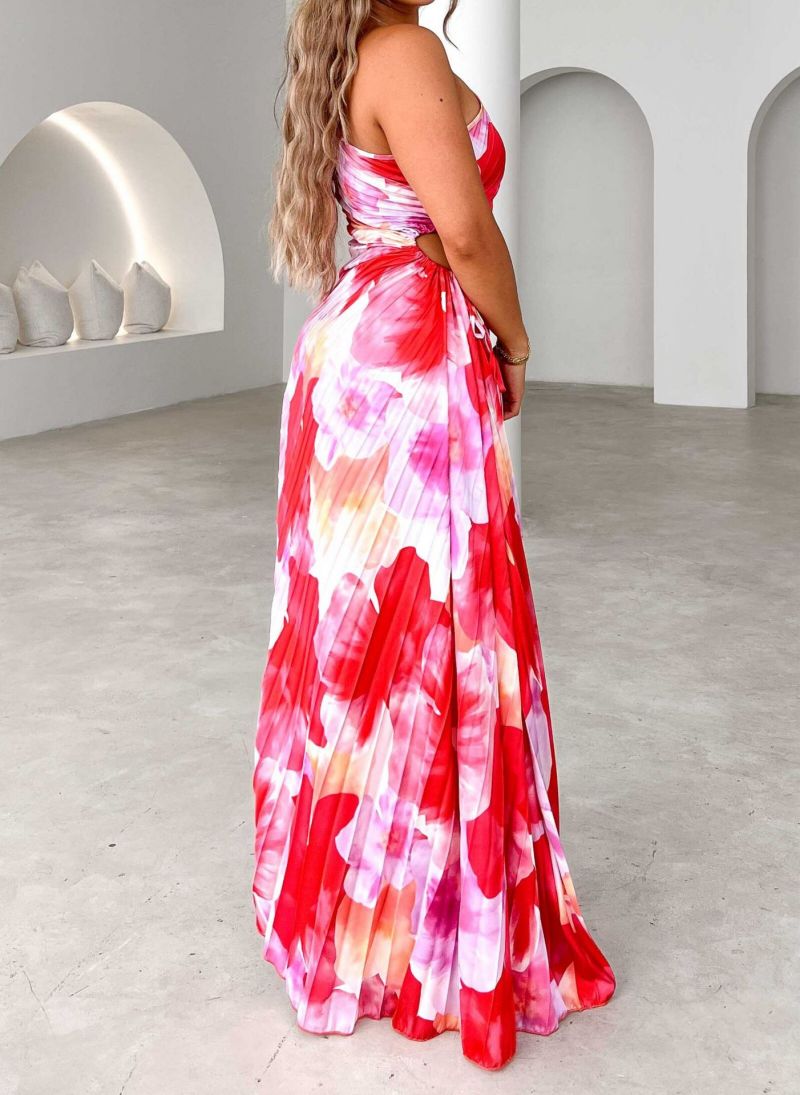 Gerda – Elegant Pleated Summer Dress - Image 10
