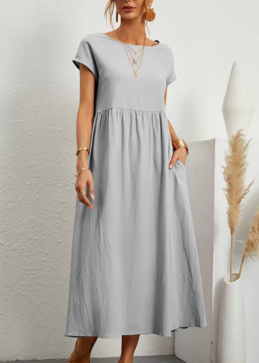 Julia – Elegant Maxi Dress for Women - Image 8