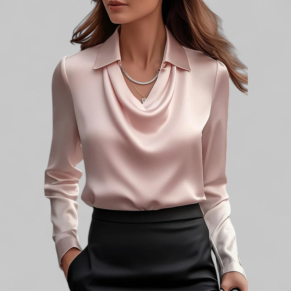 Victoria – Elegancka satynowa bluzka damska z lejącym dekoltem