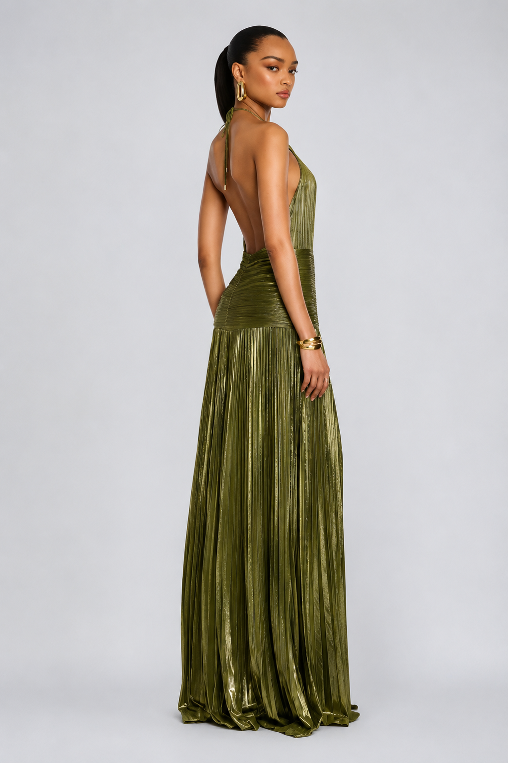 Lina – Elegancka damska suknia wieczorowa maxi z halterowym dekoltem