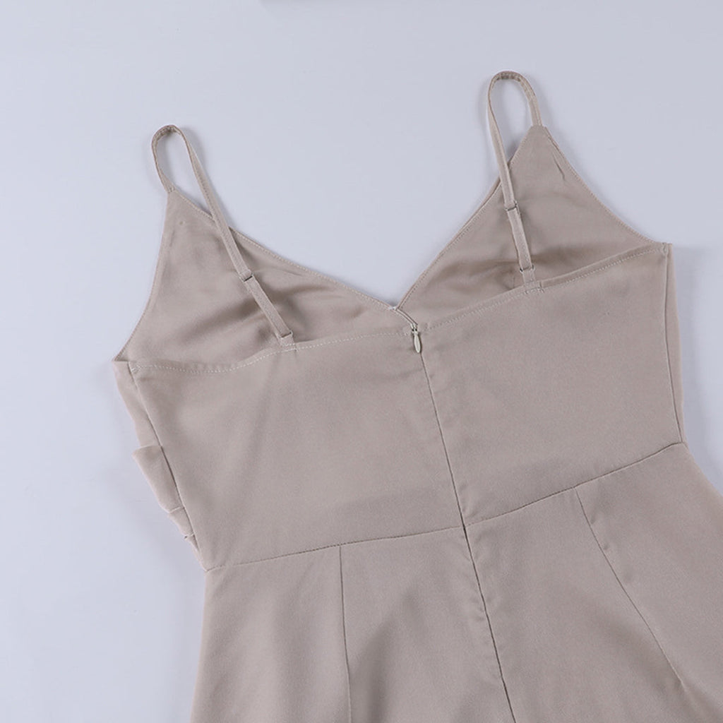 Aria – Elegancka satynowa sukienka maxi na ramiączkach dla kobiet