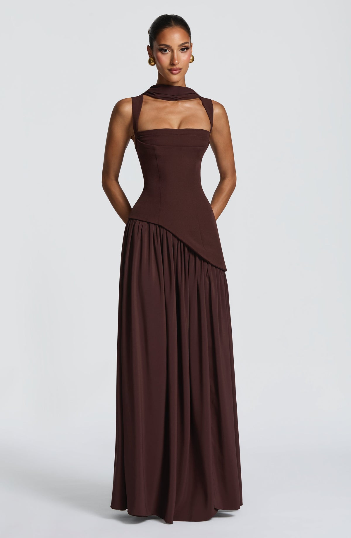 Evening Dress Women with Elegant Cut and Flowing Skirt - Image 8