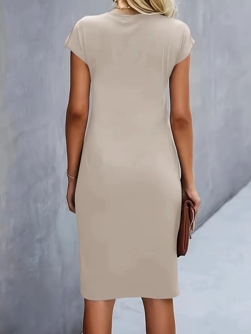 Claudia – Lniana sukienka midi o eleganckim, dopasowanym fasonie