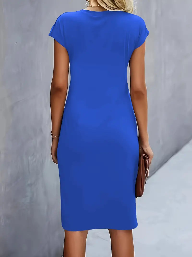 Claudia – Lniana sukienka midi o eleganckim, dopasowanym fasonie