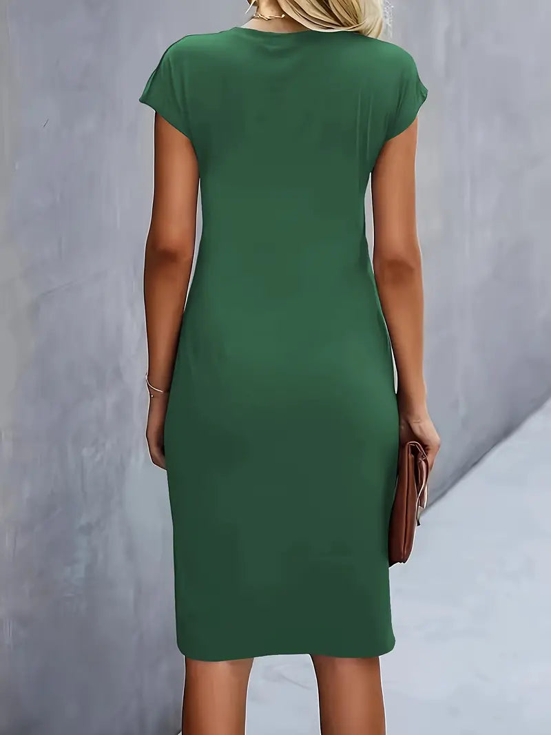 Claudia – Lniana sukienka midi o eleganckim, dopasowanym fasonie