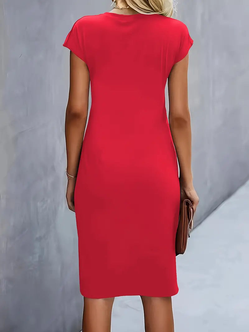 Claudia – Lniana sukienka midi o eleganckim, dopasowanym fasonie
