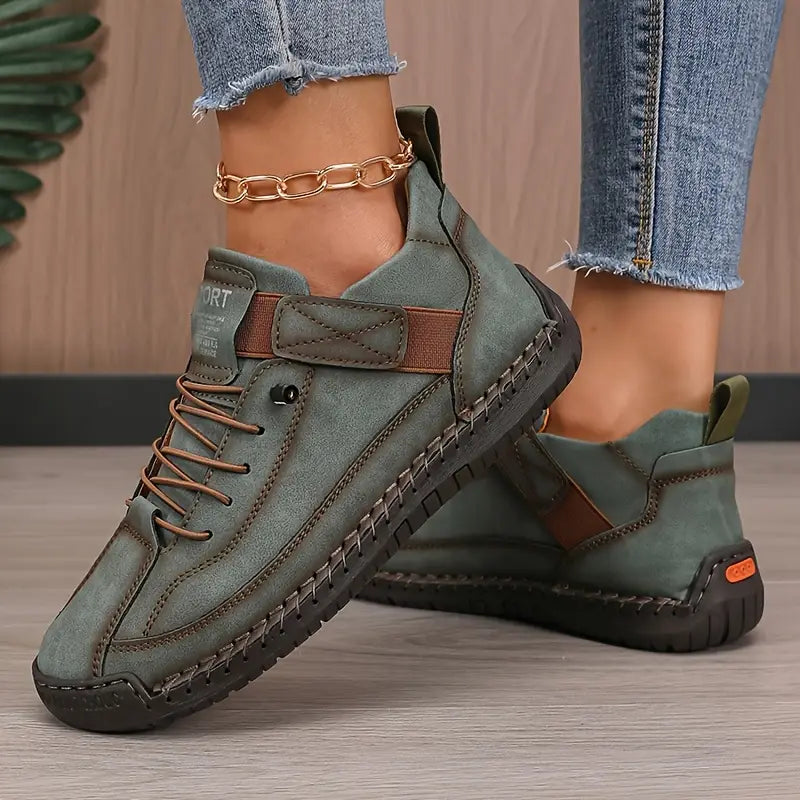 Mara – Damskie sneakersy o sportowym kroju z kontrastowymi przeszyciami