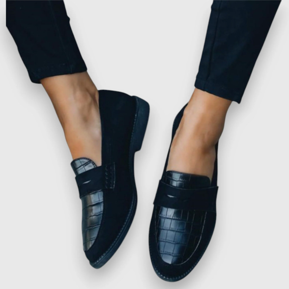 Helga – Stylish Handmade Loafers - Image 1
