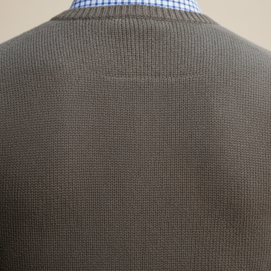 Walter – Stylish Knit Buttoned Vest for Men - Image 3
