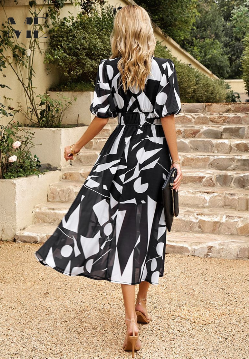Clara –  V-neck Printed Short-sleeved Dress - Image 10