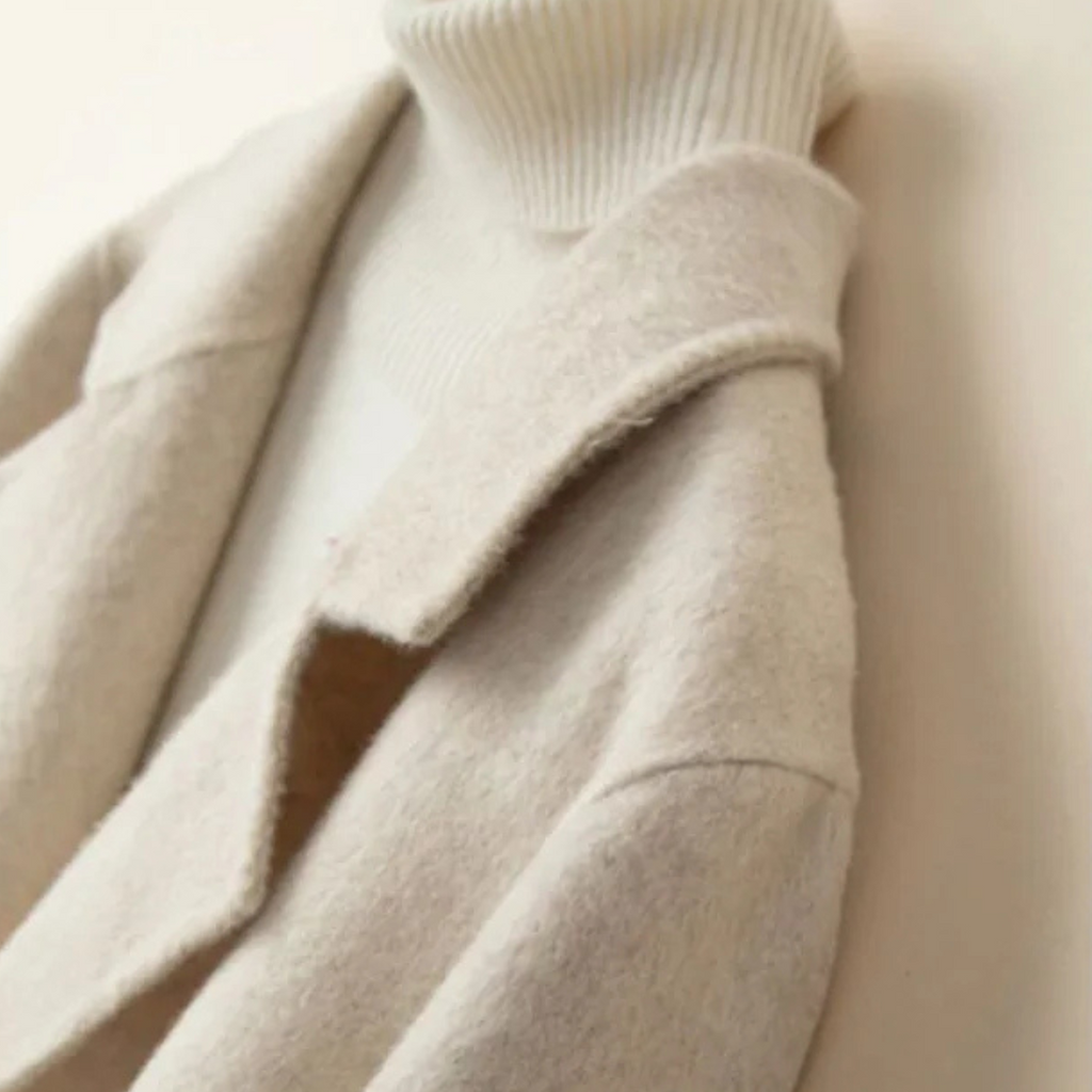 Dwurzędowa damska kurtka o luźnym kroju - J&B; - 12 - Livia-Moda