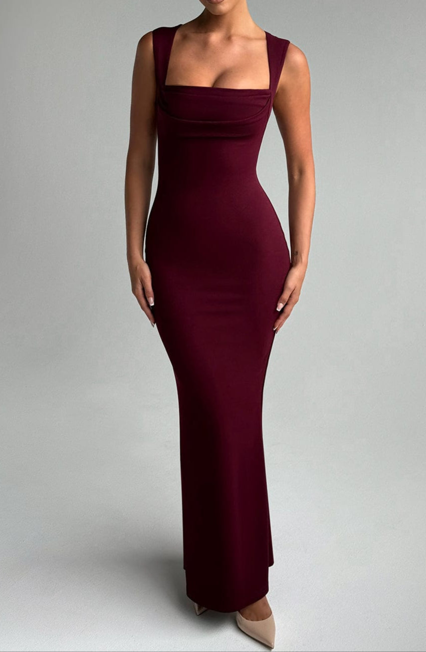 Maia – Damska sukienka maxi o eleganckim, dopasowanym kroju