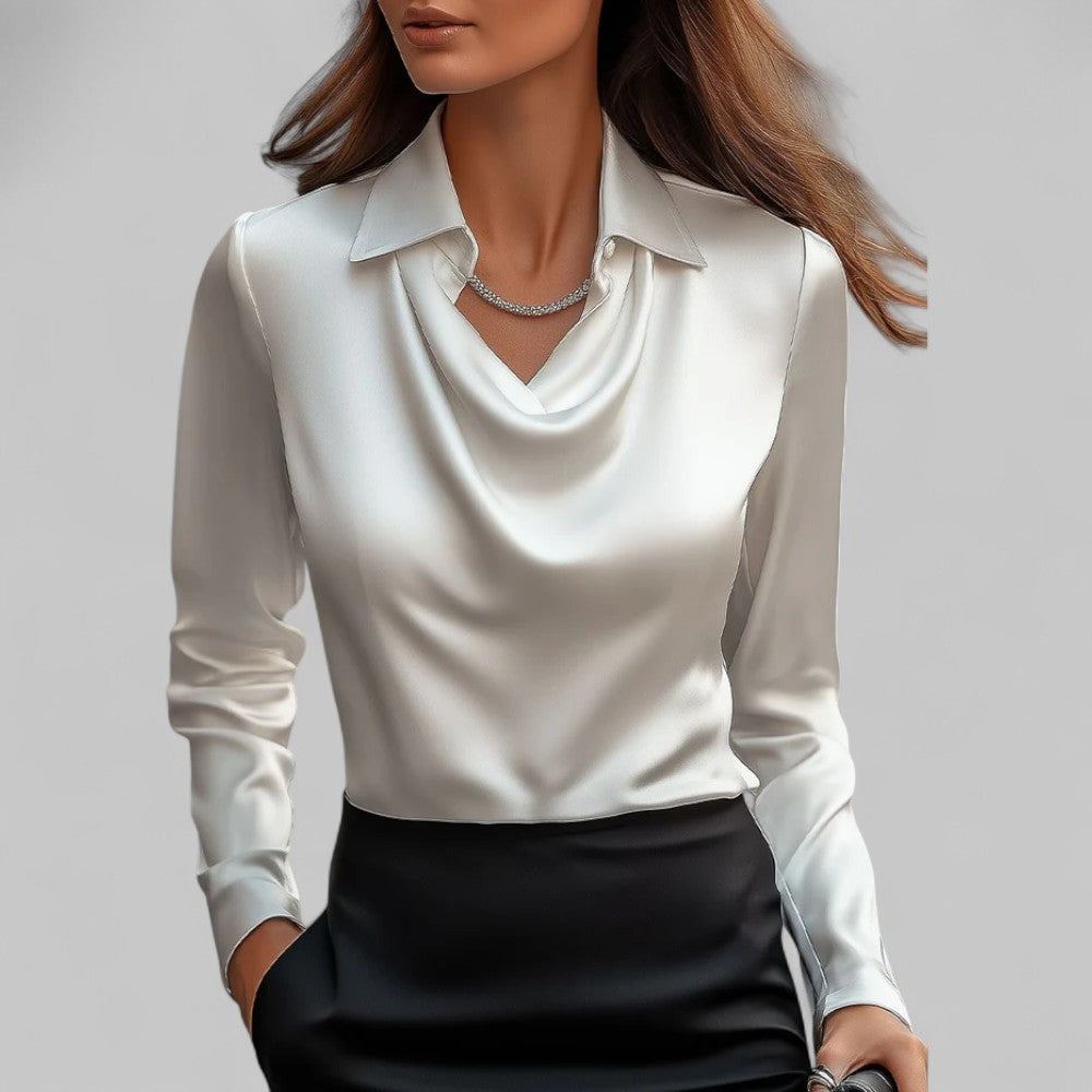 Victoria – Elegancka satynowa bluzka damska z lejącym dekoltem