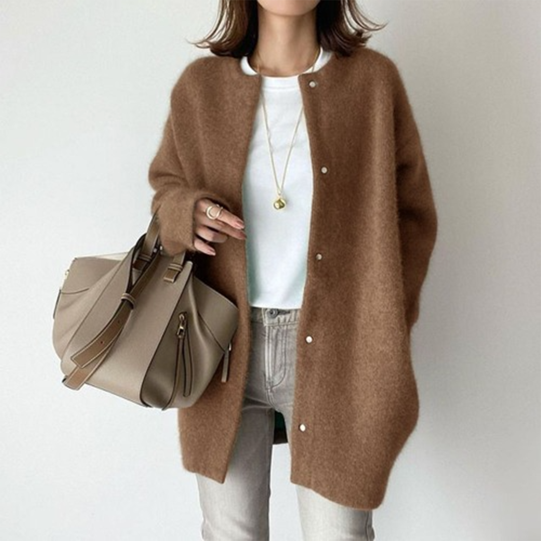 Lässige Damenjacke mit Knopfdetail und bequemer Passform - J&B - 6 - Atelier-Zofia