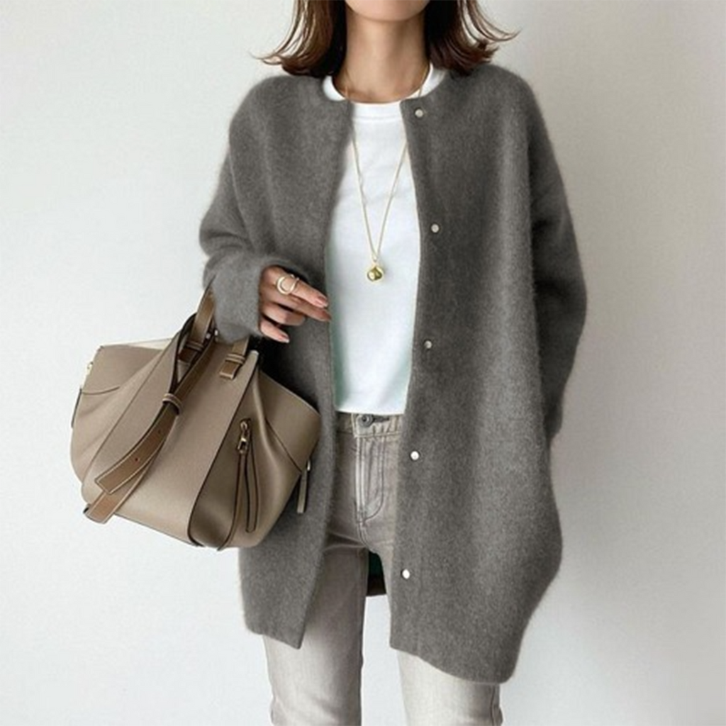 Lässige Damenjacke mit Knopfdetail und bequemer Passform - J&B - 7 - Atelier-Zofia
