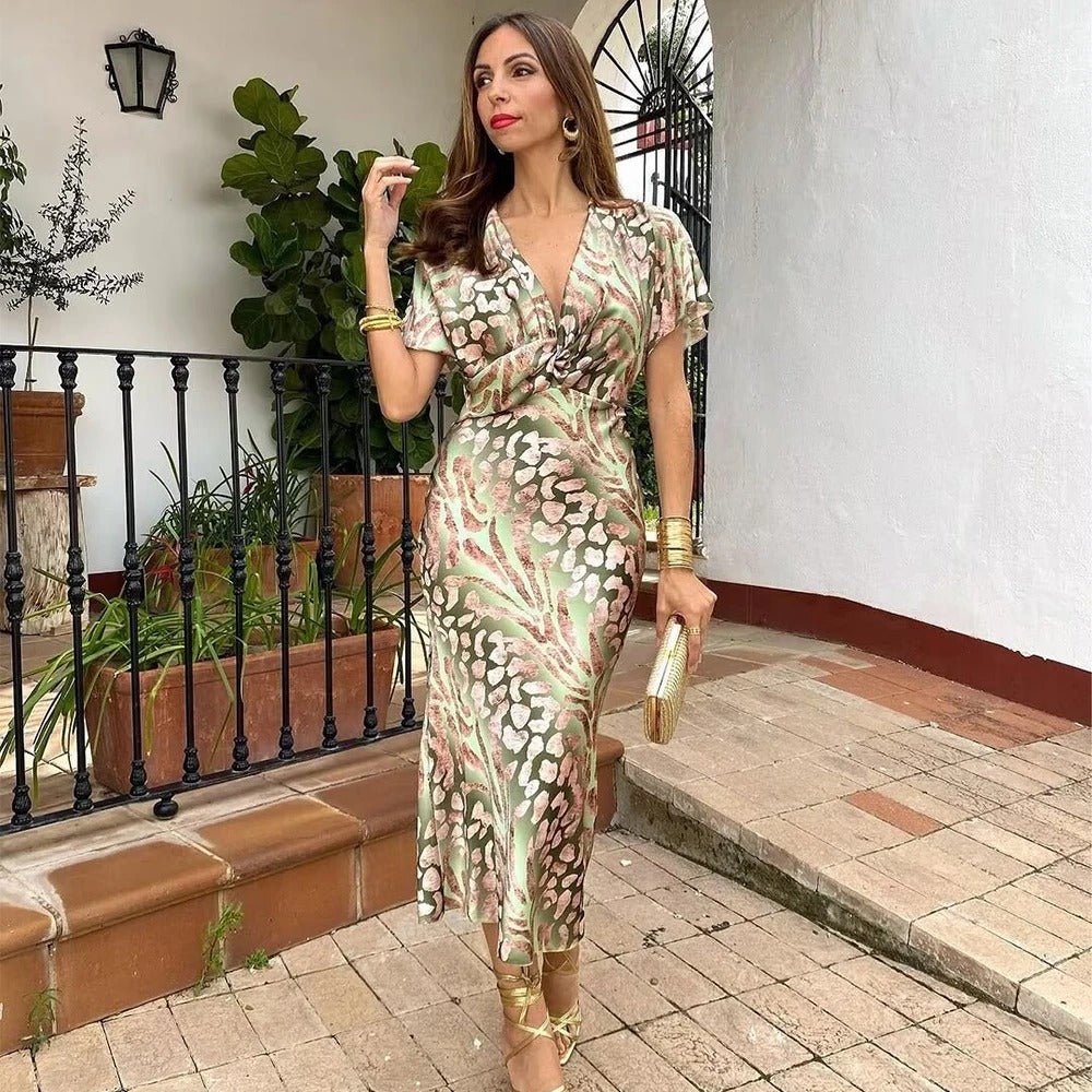 Nadine – Elegant Wrap-Style Midi Dress for Women - Image 3