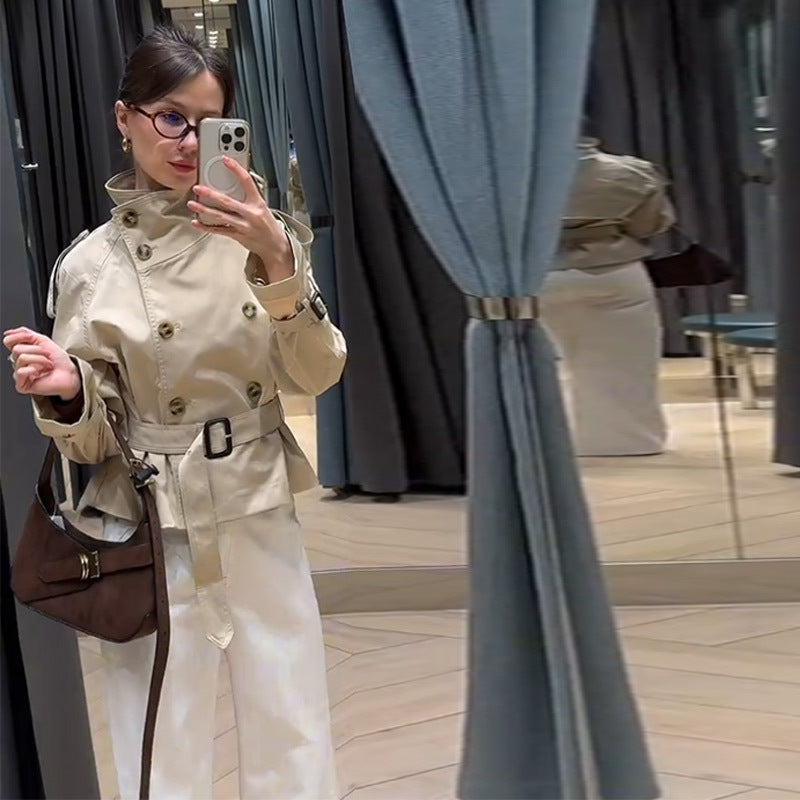 Trencz damski, krótki, z paskiem w talii - J&B; - 4 - Livia-Moda